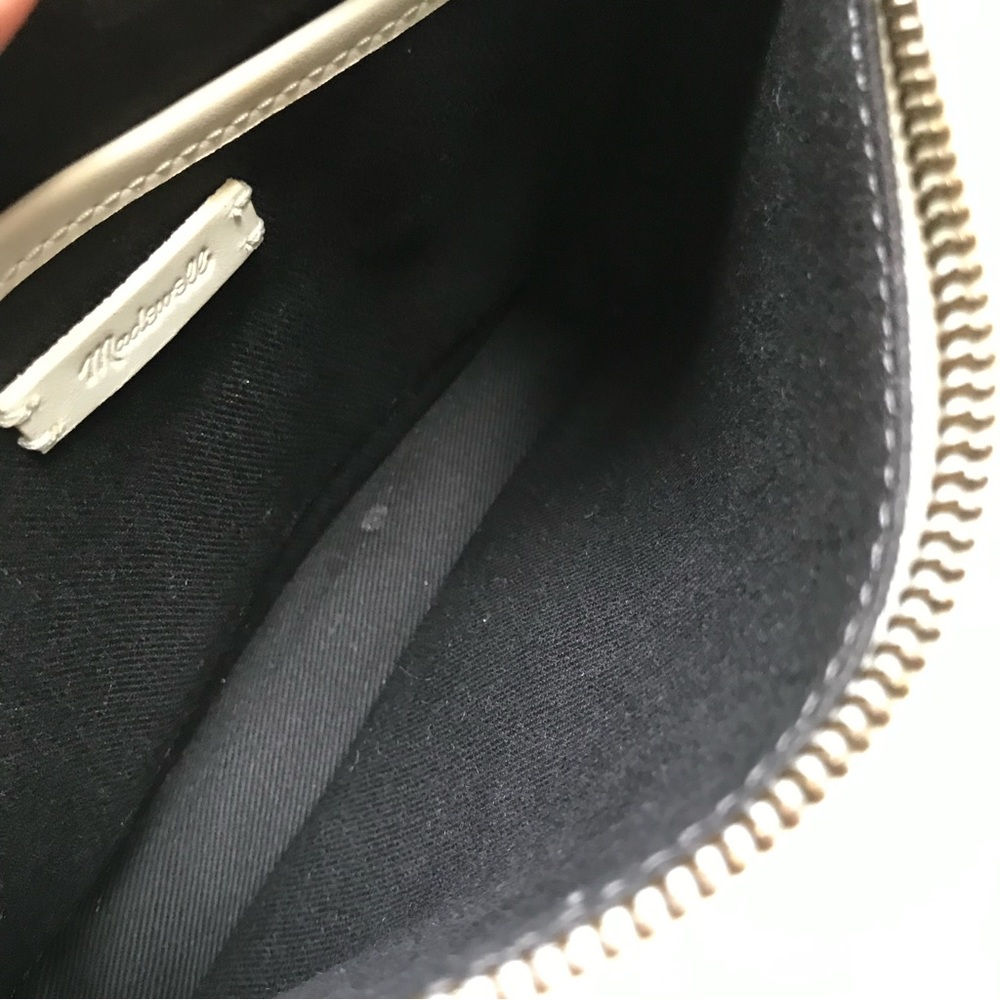 Madewell Cream Crossbody Bag - Picture 14 of 16
